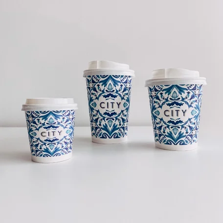 Designbecher zum Mitnehmen mit Aufdruck | CITY | takeawaycup.at