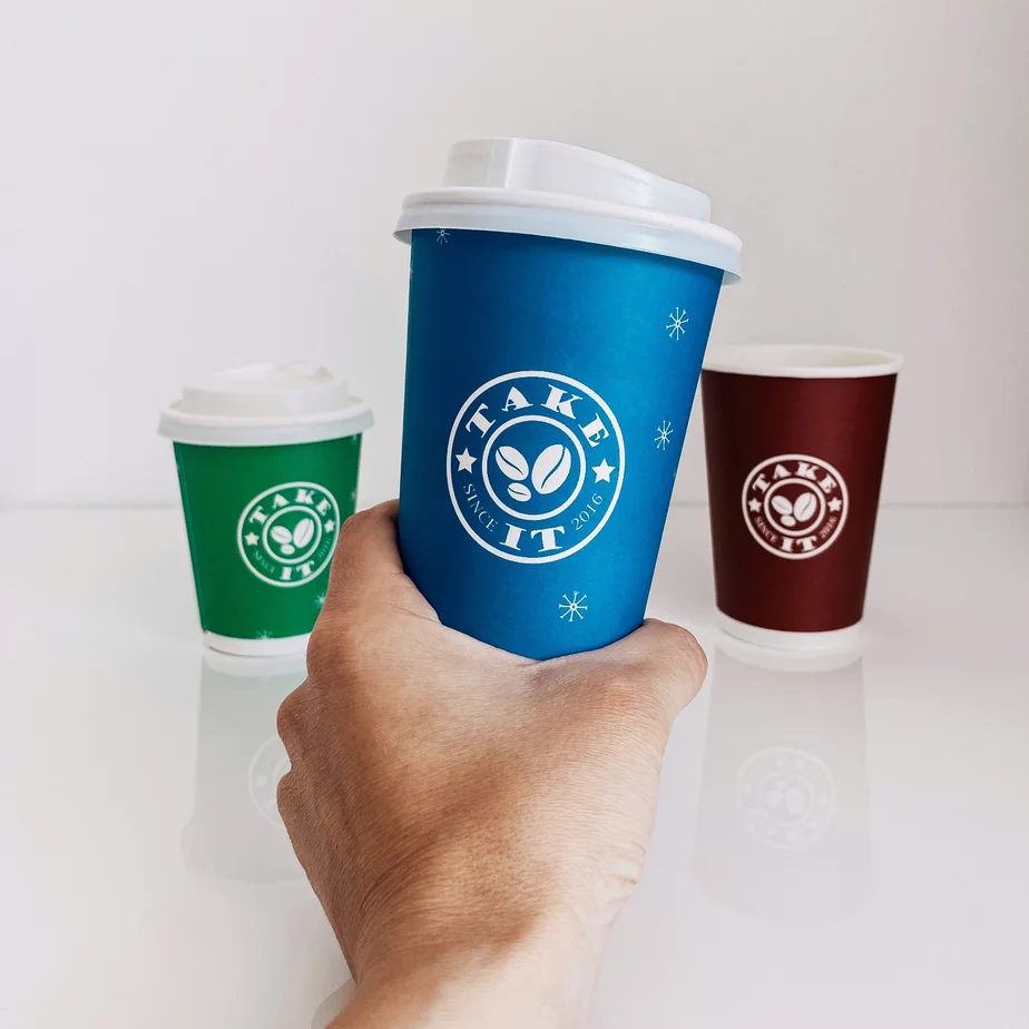 Designbecher zum Mitnehmen mit Aufdruck | take it coffee | takeawaycup.at