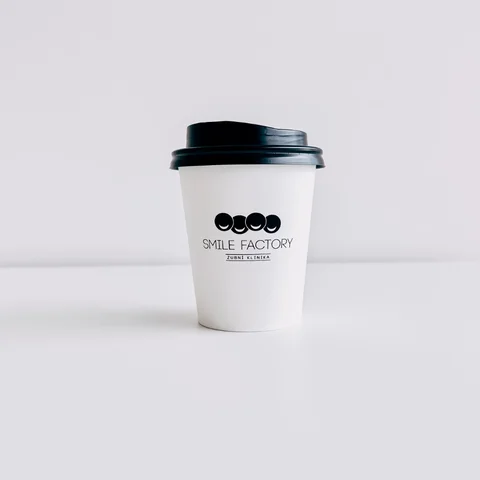 Smile factory | referenzen - bedruckte Becher | takeawaycup.at